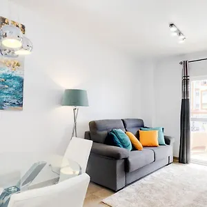 Cozy Overlooking Estepona's Marina! Apartamento Estepona